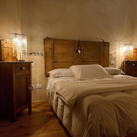 Beb Montefratta Bed & Breakfast Фрата Терме Екстериор снимка